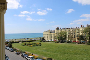 Top Location Family Sea View Apartment